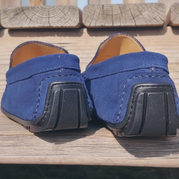 Blue Suede leather Driving shoes, Sleek design fits regular to medium width feet - Picture 8 of 9